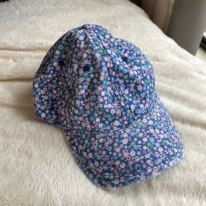 Aerie hat